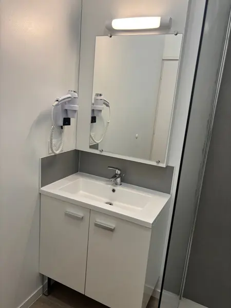 photo_lavabo_salle_de_bain_commune