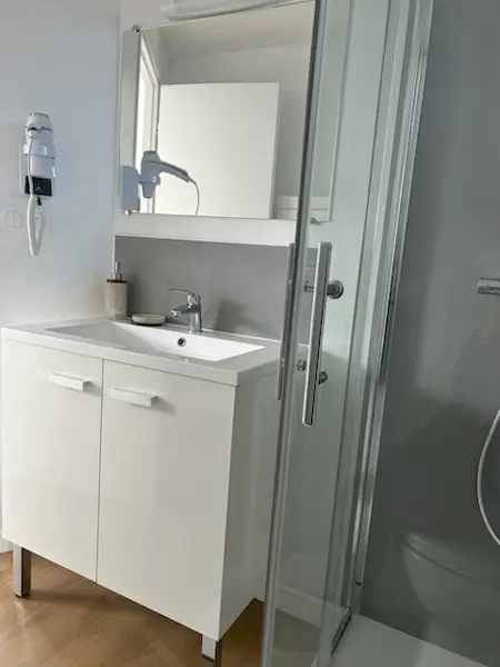 photo_salle_de_bain_lavabo_studio